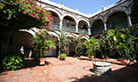 Colonial Courtyard