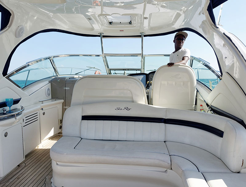 Sea Ray Boating in the Rosario islands